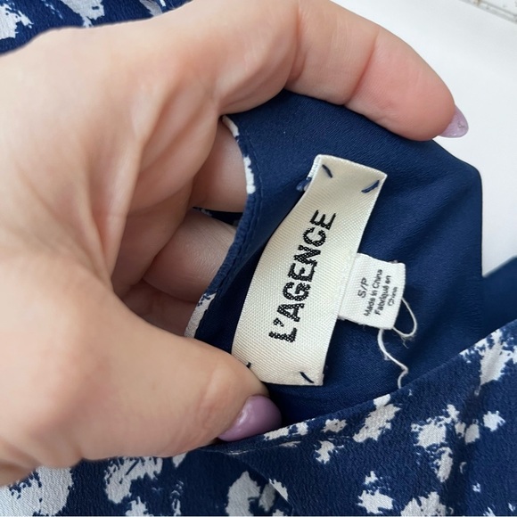 L'Agence Blue White Cheetah Jane V Neck 100% Silk Camisole Tank Top S - Picture 3 of 5